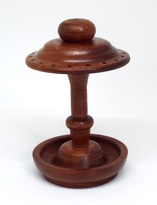 Earring Stand by Ray Bishop - click for full size image