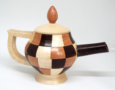 Teapot by Richard Peers - click for full size image